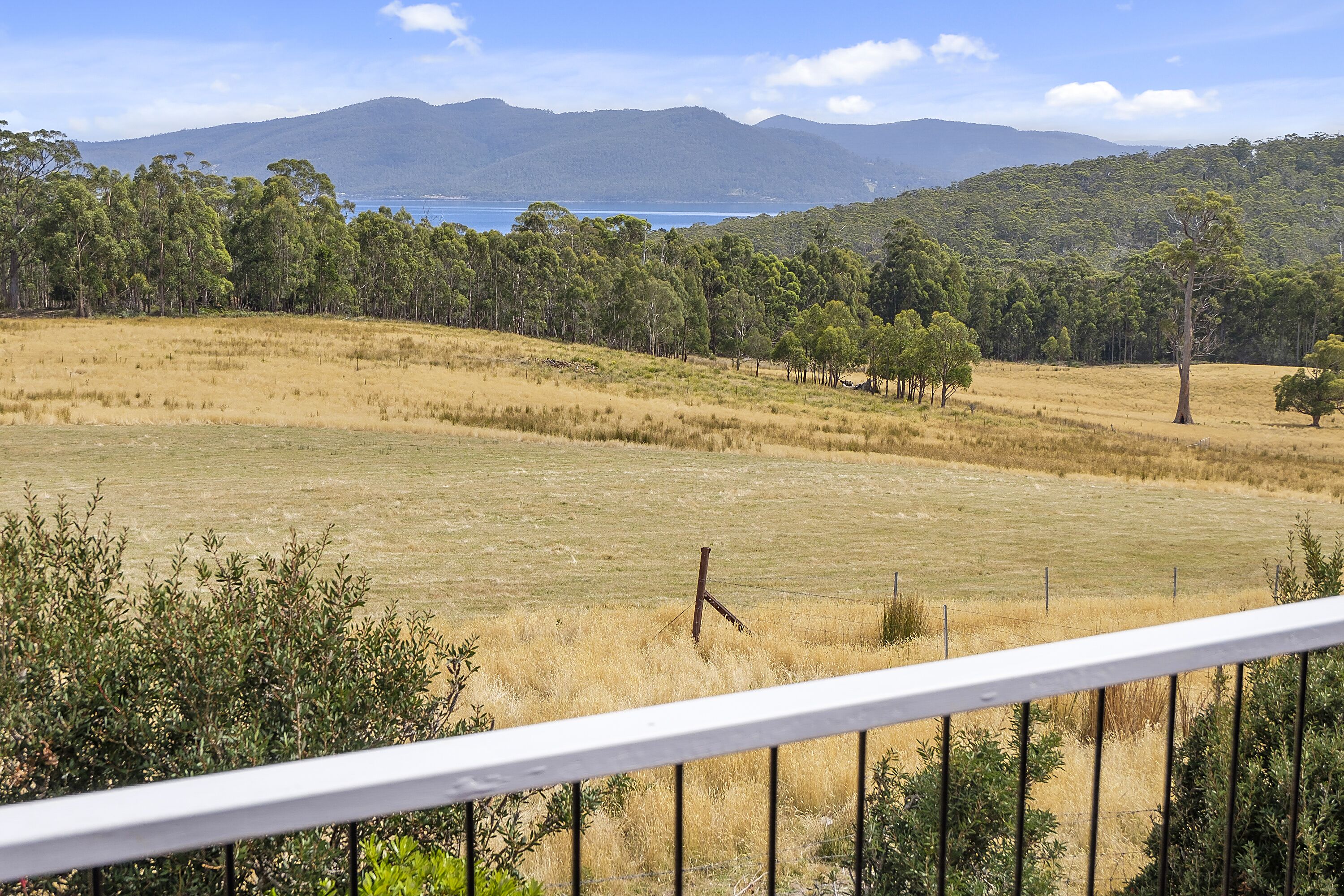 Manfield Country Bruny Island