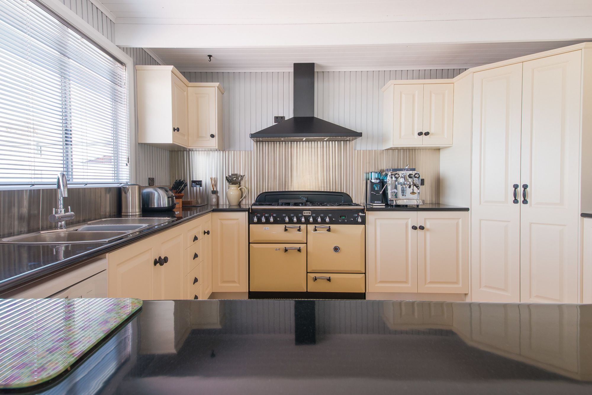 Bridport Holiday House
