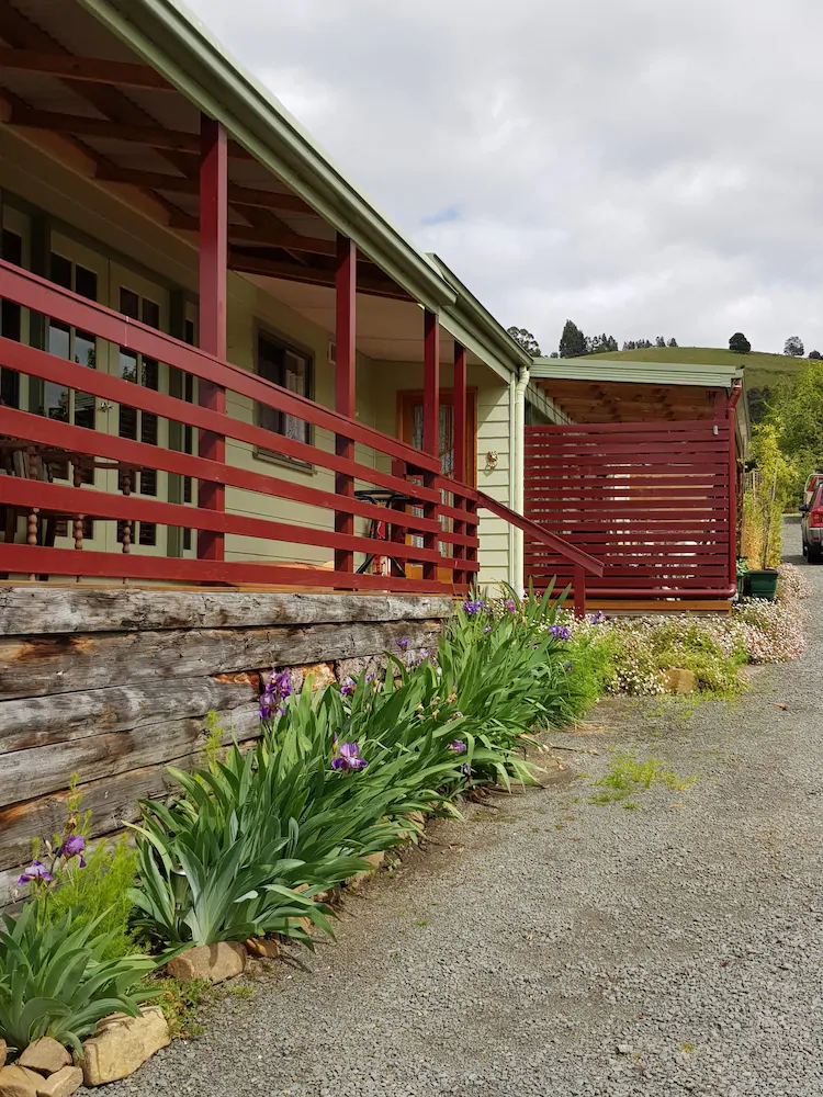 Cottage on Main, Franklin