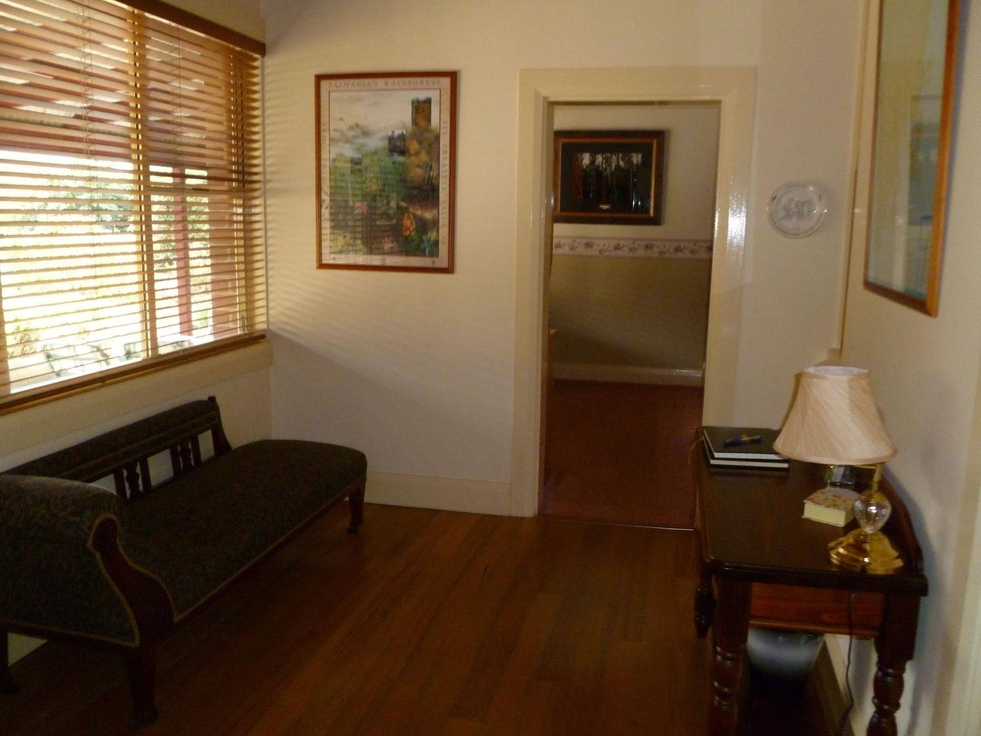 Donalea Bed and Breakfast & Riverview Apartment