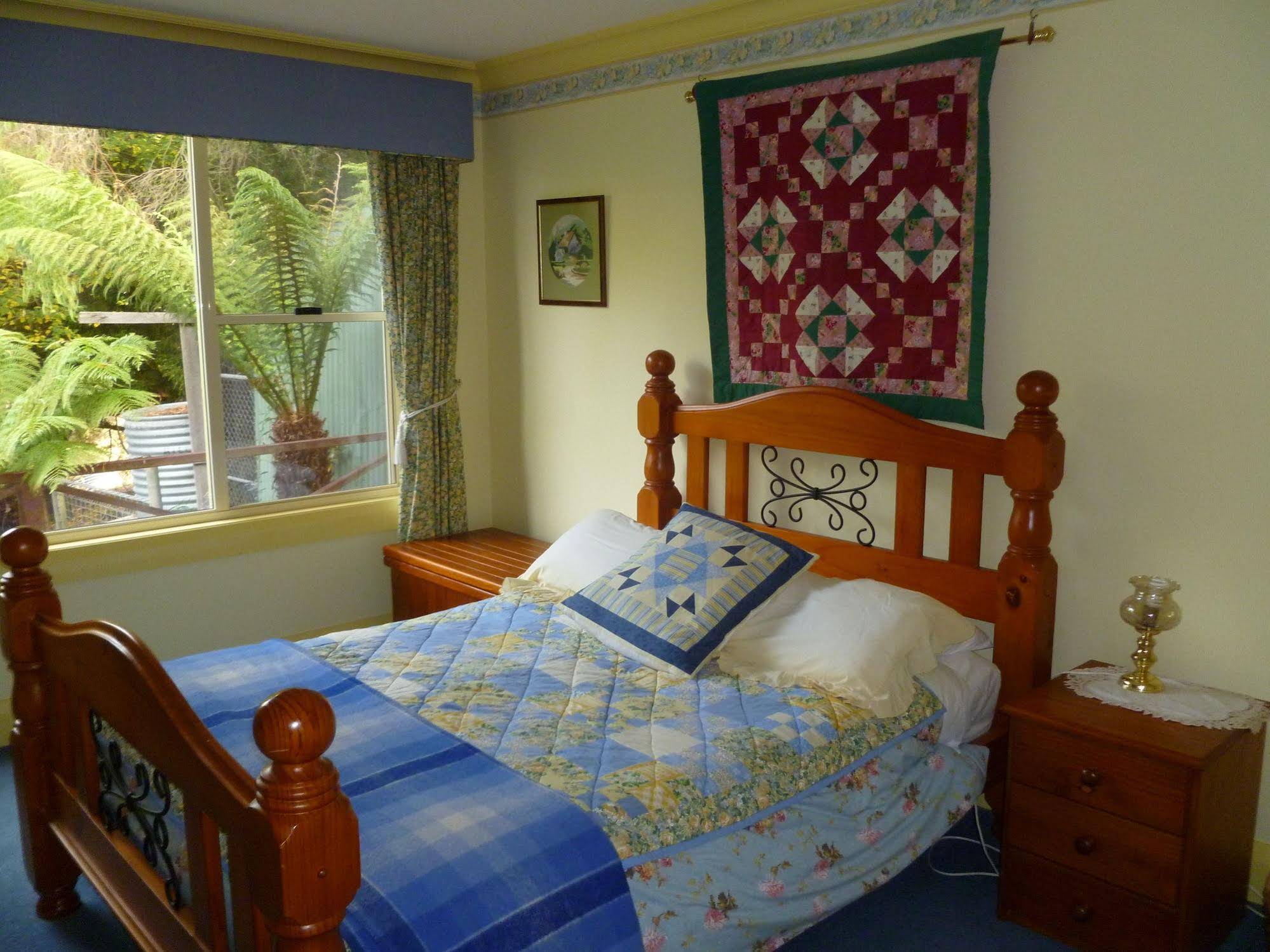 Donalea Bed and Breakfast & Riverview Apartment