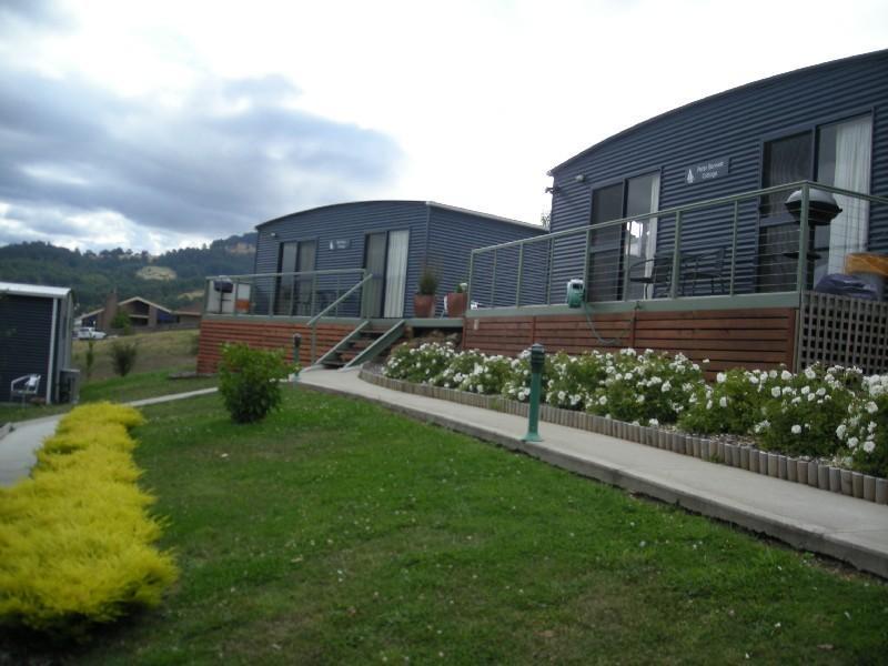 Port Huon Cottages