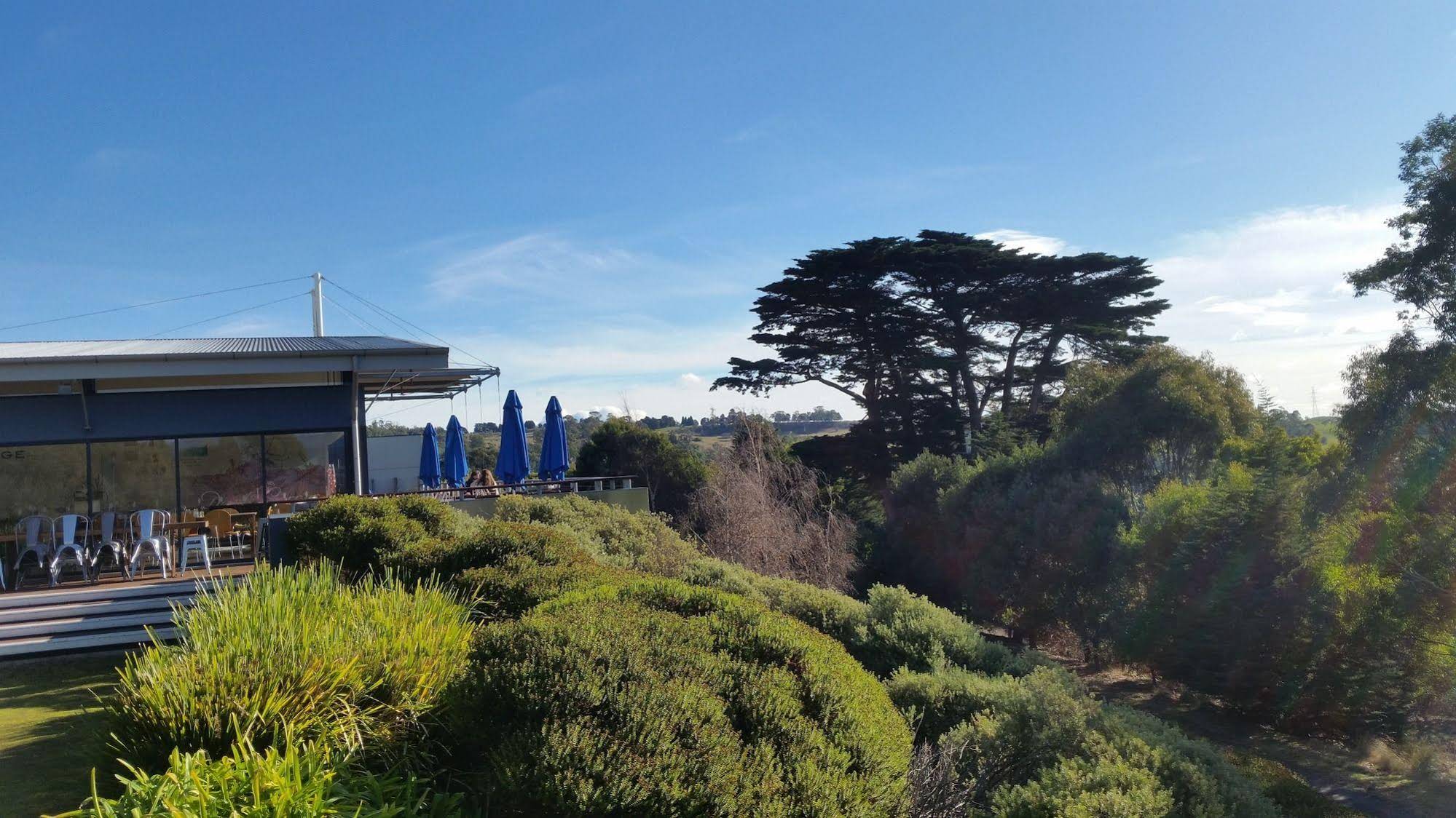 Armalong Winery Chalets