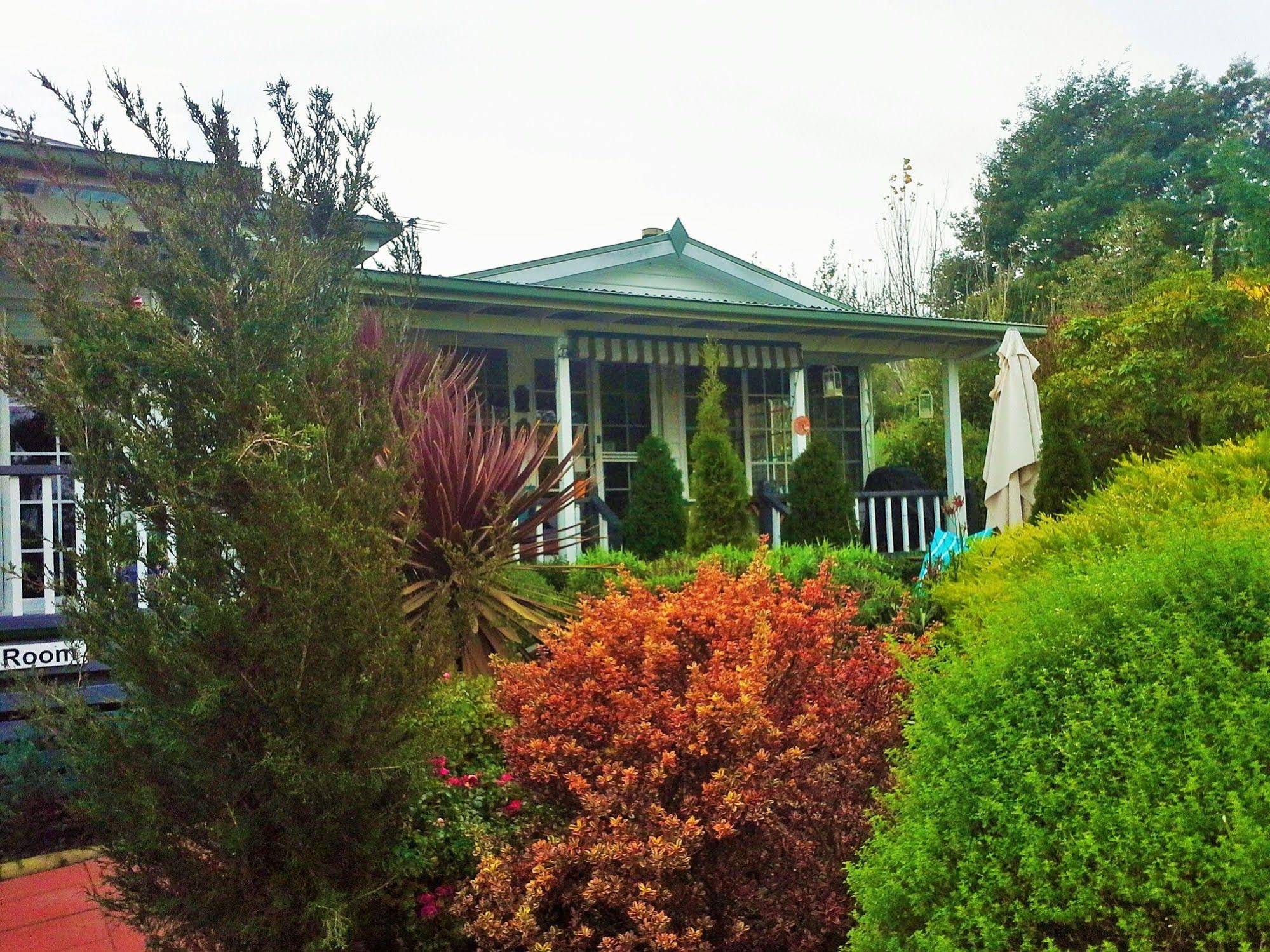 Hillside Bed & Breakfast