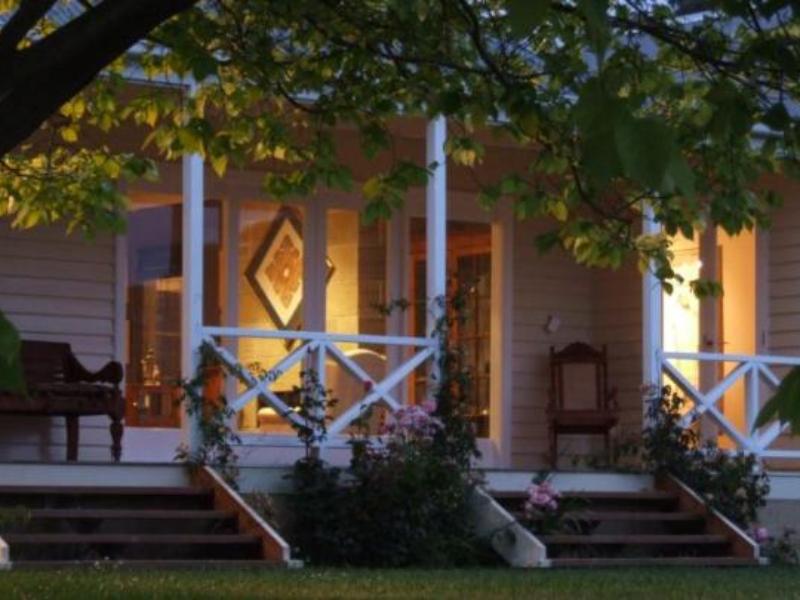 Rosefield Bed & Breakfast