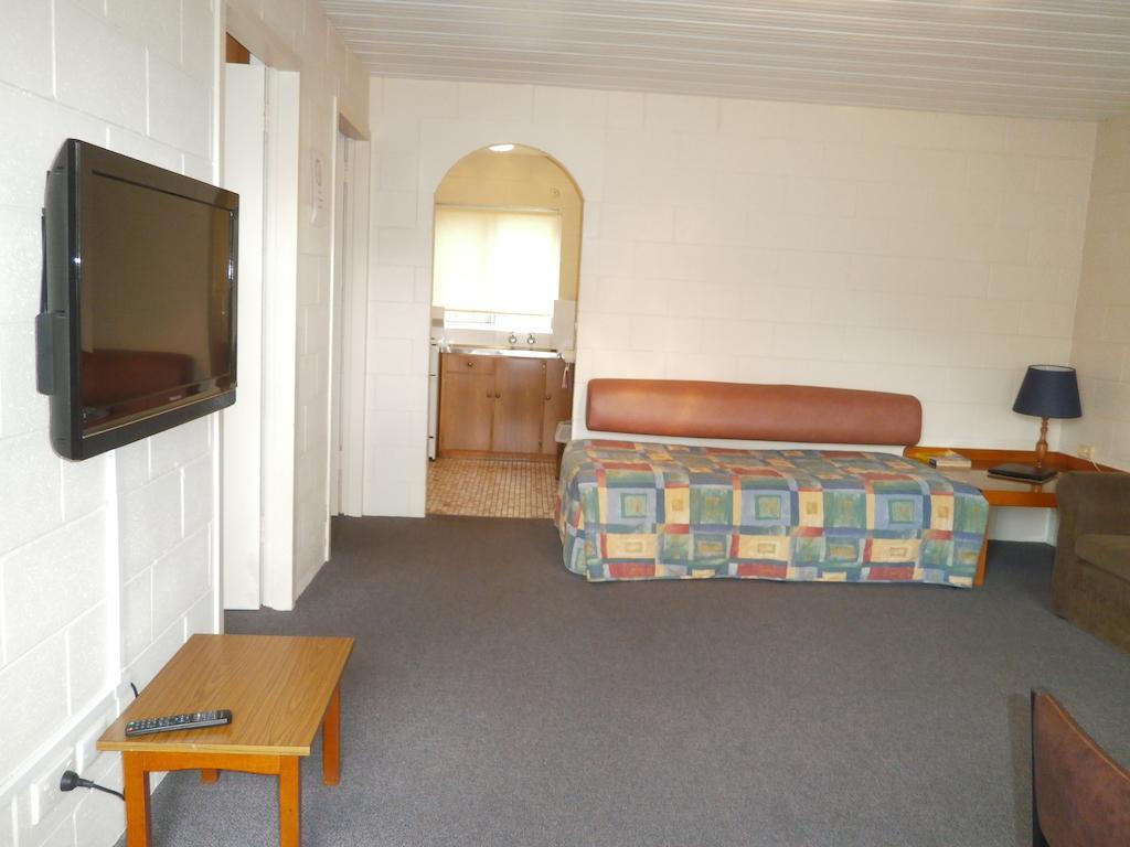 Aberdeen Court Motel