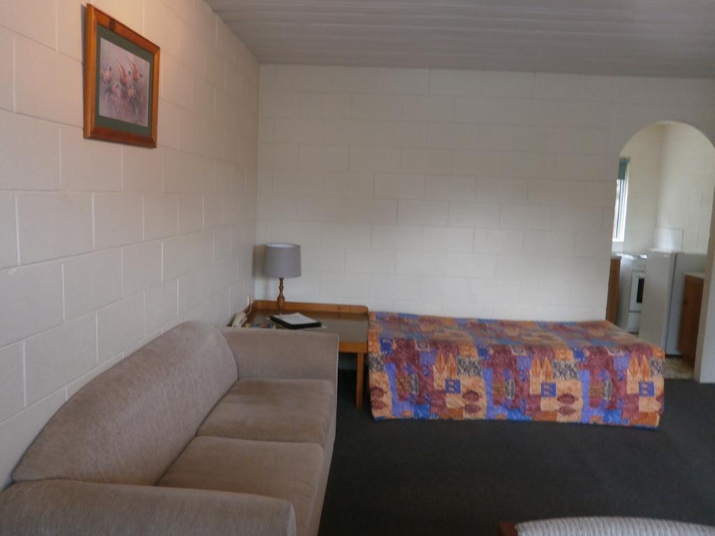Aberdeen Court Motel