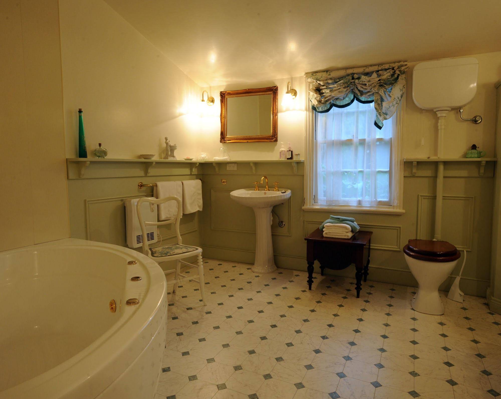 Alice's Cottages & Spa Hideaways