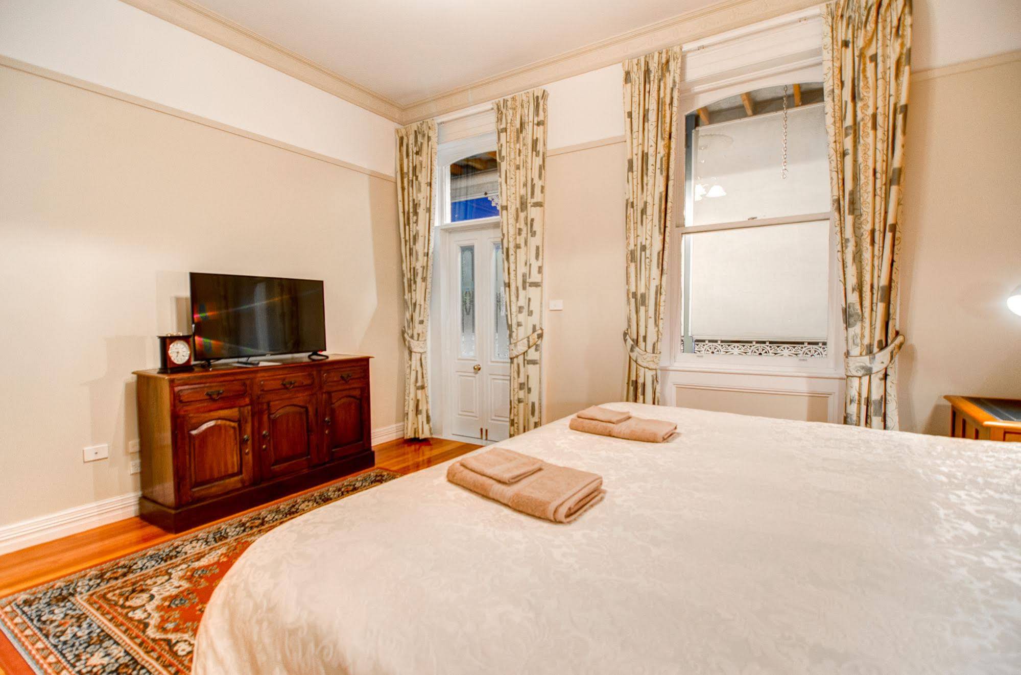 Ashcroft Apartments