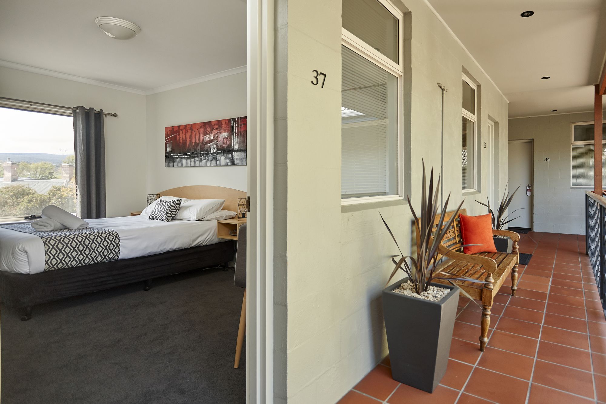 Elphin Motel & Serviced Apartments