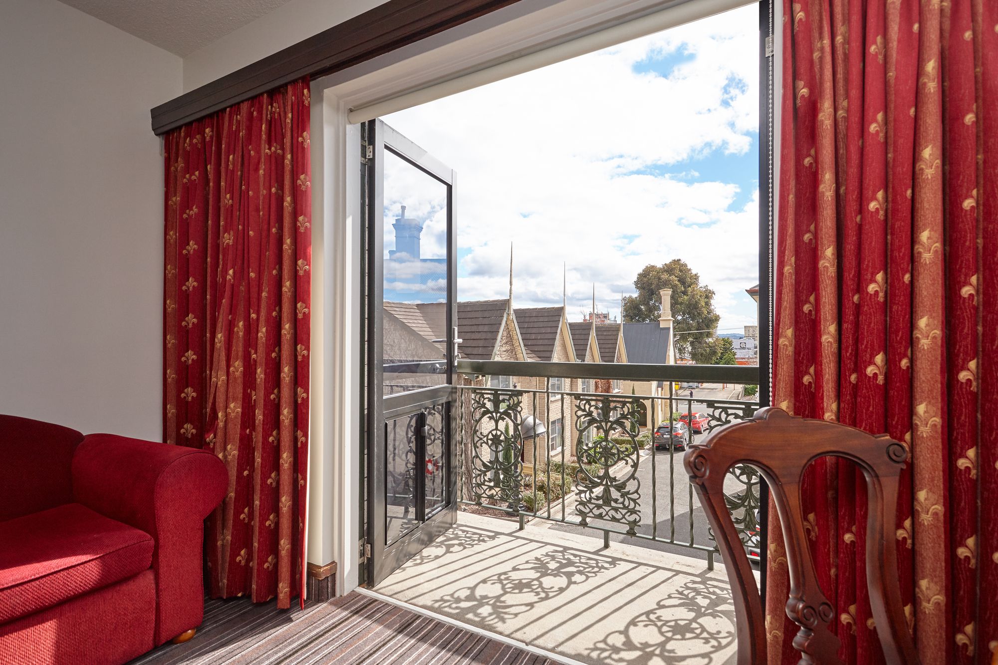 Quality Colonial Launceston
