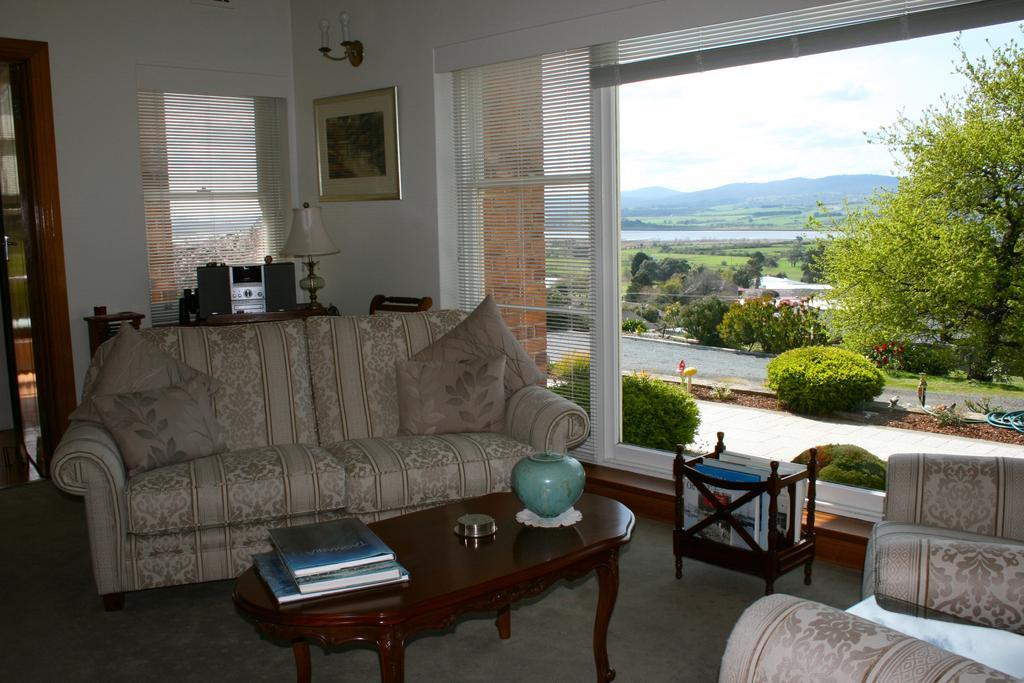 Trevallyn House B & B
