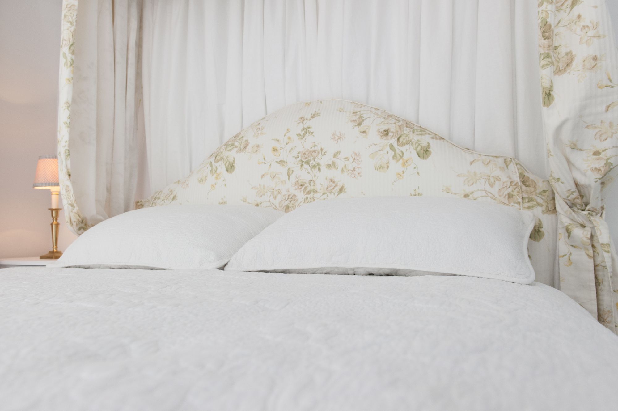 White Dove Cottage Bed and Breakfast