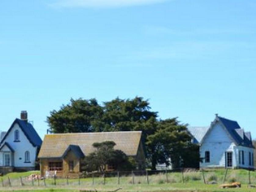 Oatlands Manor
