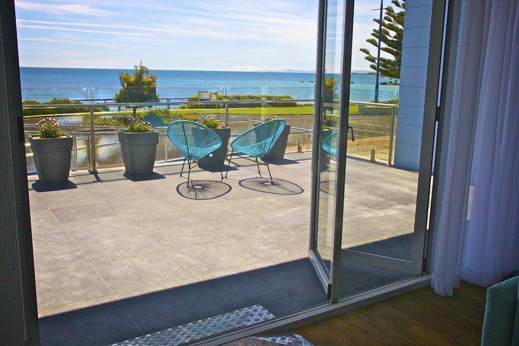 Penguin Beachfront Apartments