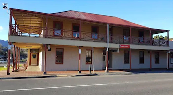 Mt Lyell Motor Inn