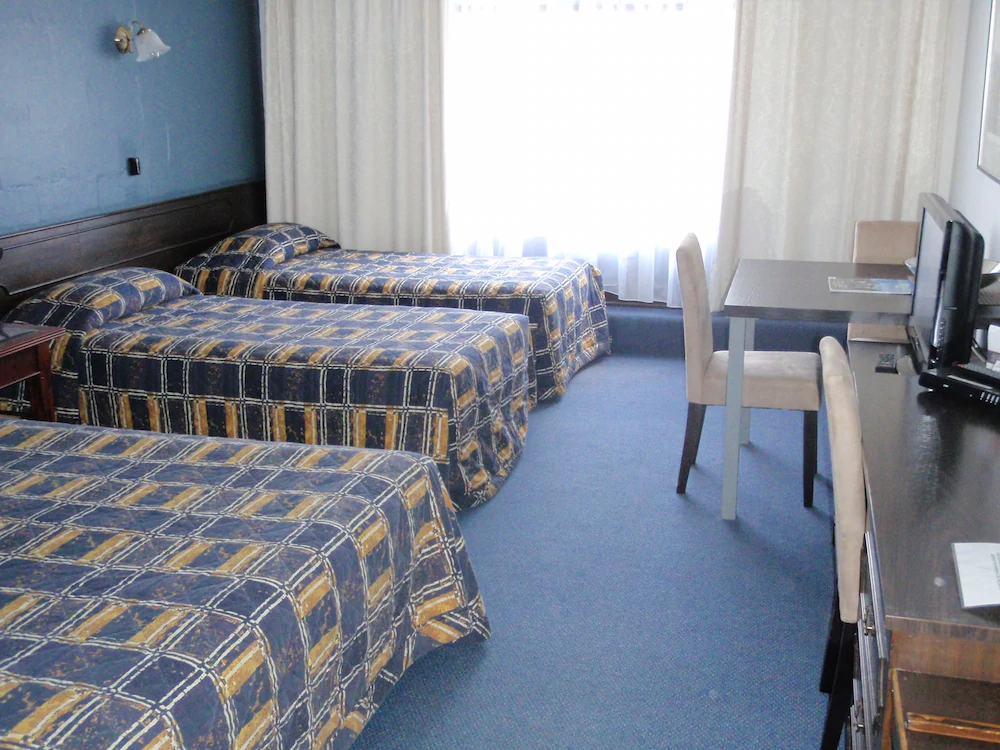 West Coaster Motel
