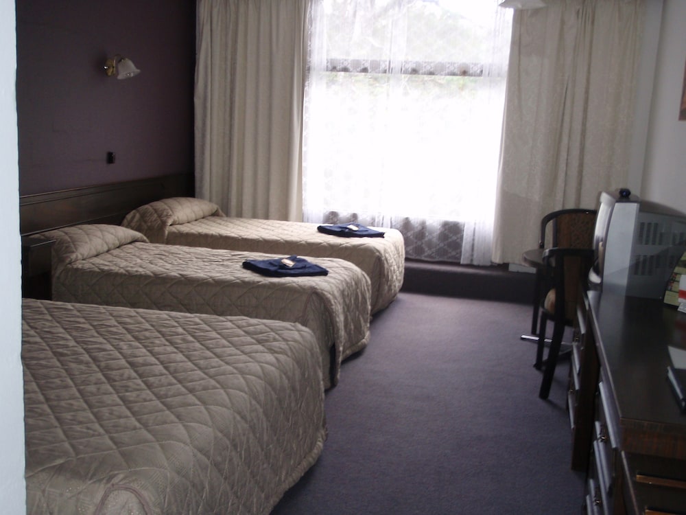 West Coaster Motel