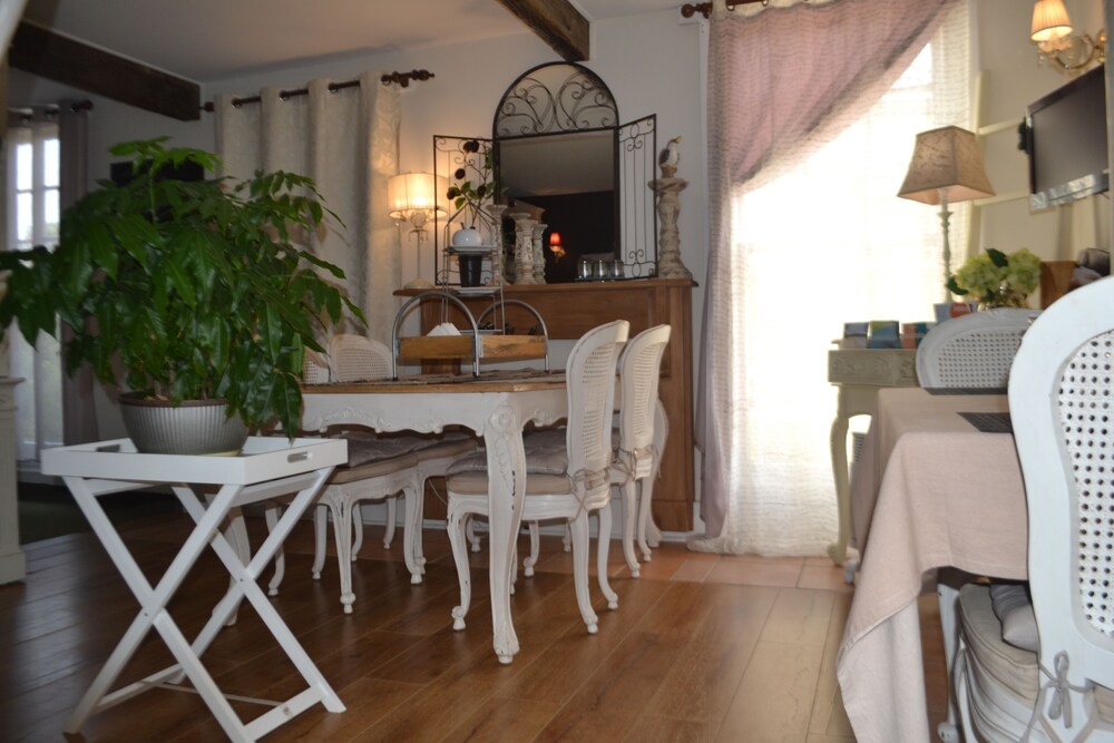 Mulberry Cottage Bed & Breakfast