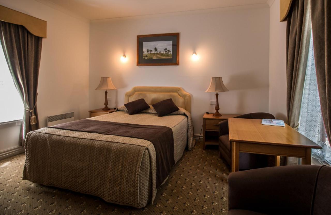 Ross Motel