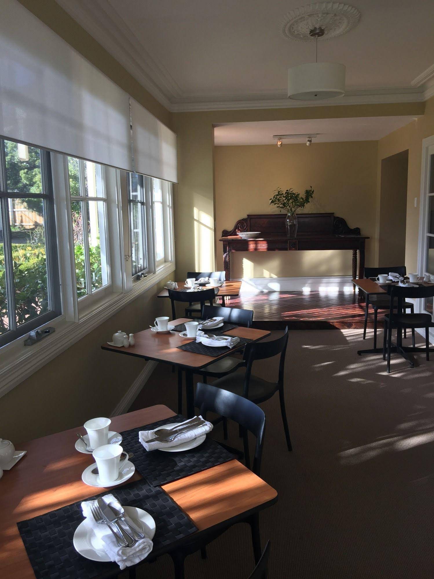 Clydesdale Manor