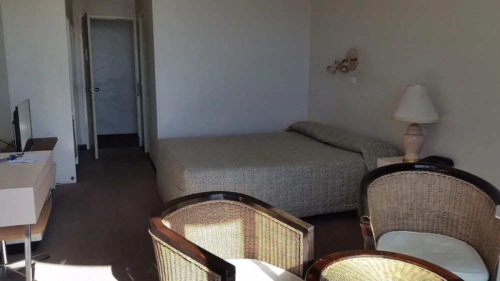 Scamander Beach Hotel Motel