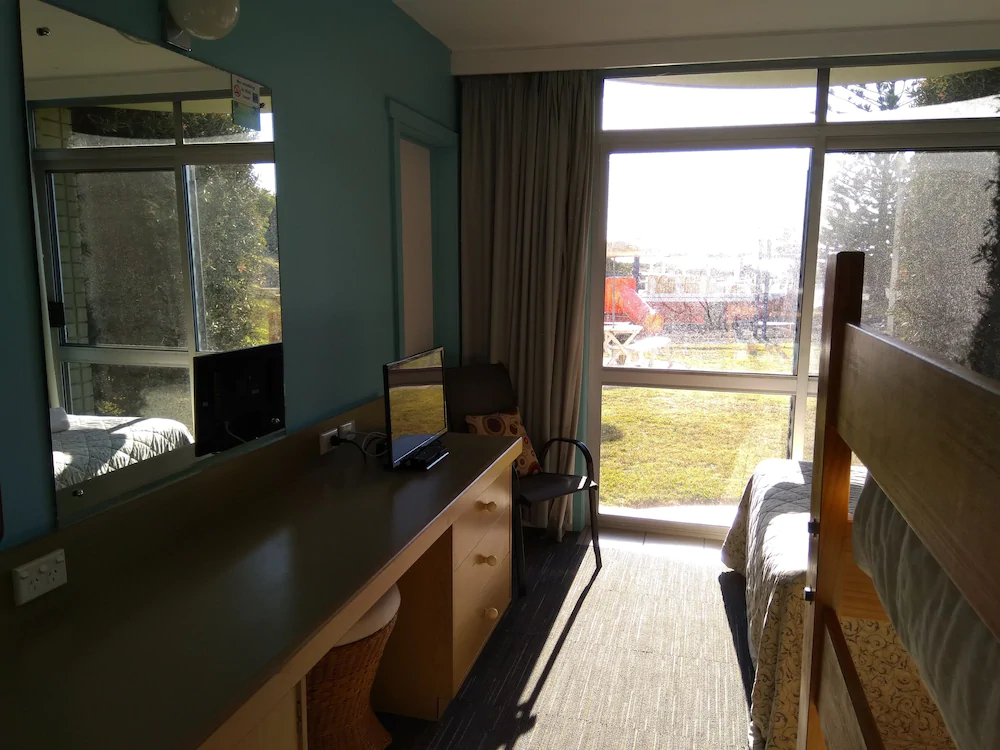 Scamander Beach Hotel Motel