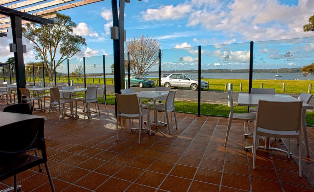 Comfort Hotel Bayside