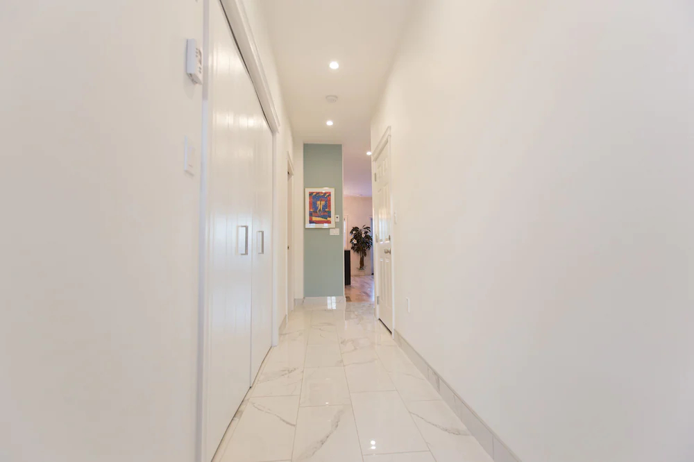 Aurora Deluxe Vacation Guest House