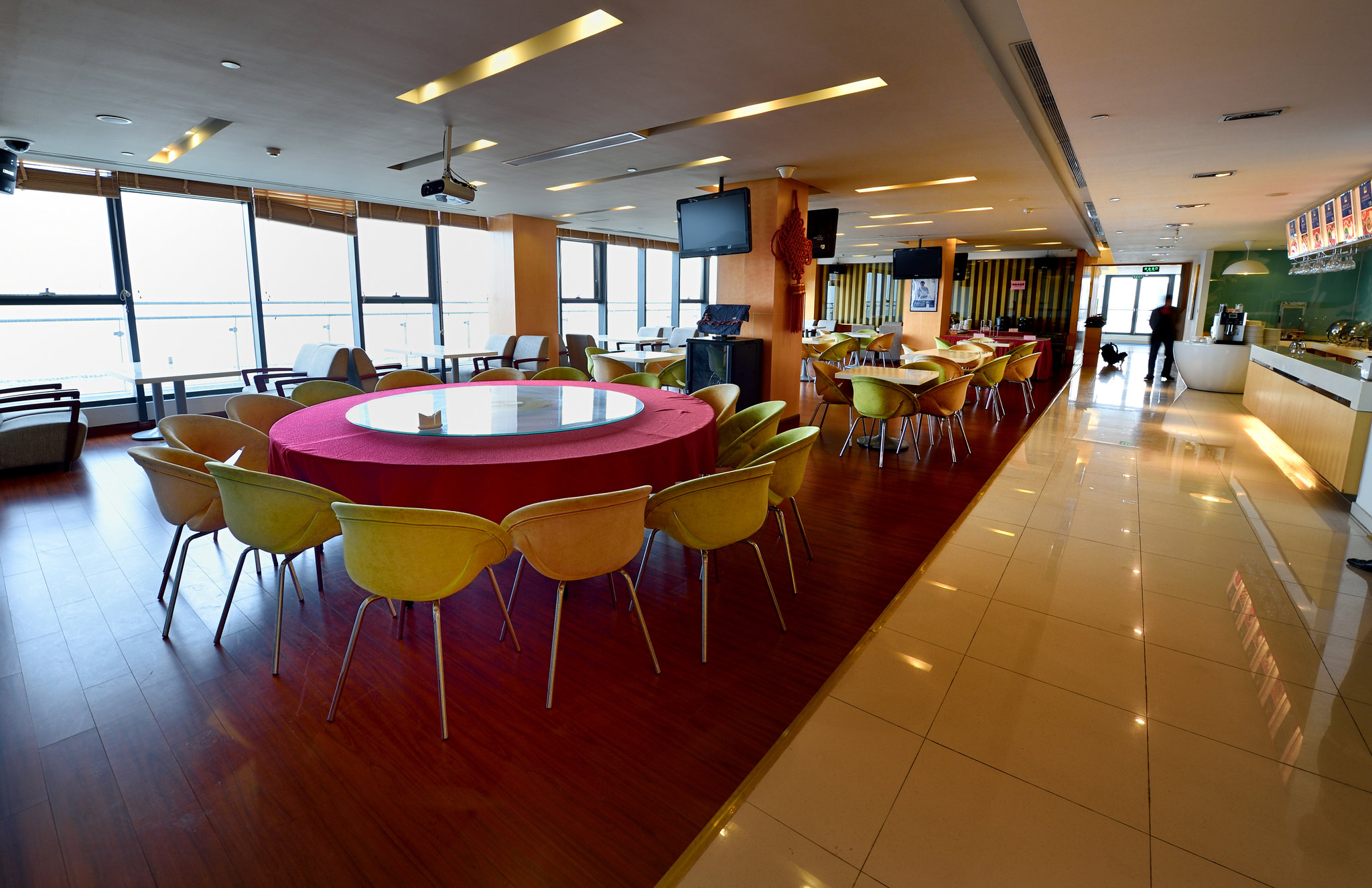 Holiday Inn Express Shanghai Nanhuizui
