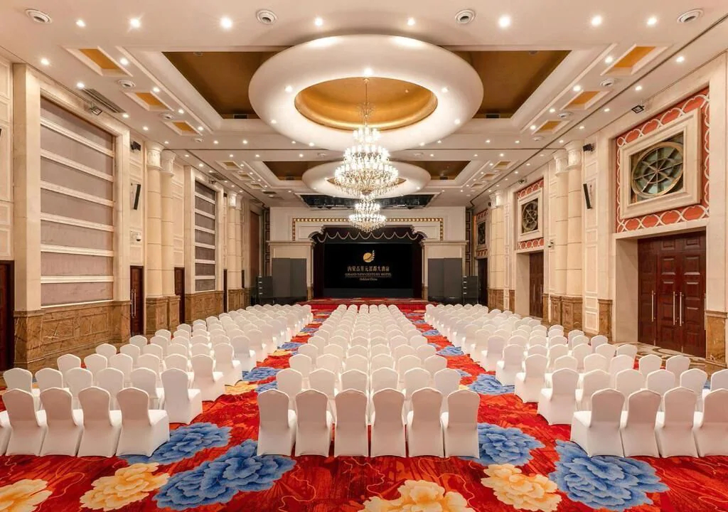 Grand New Century Hotel Hohhot