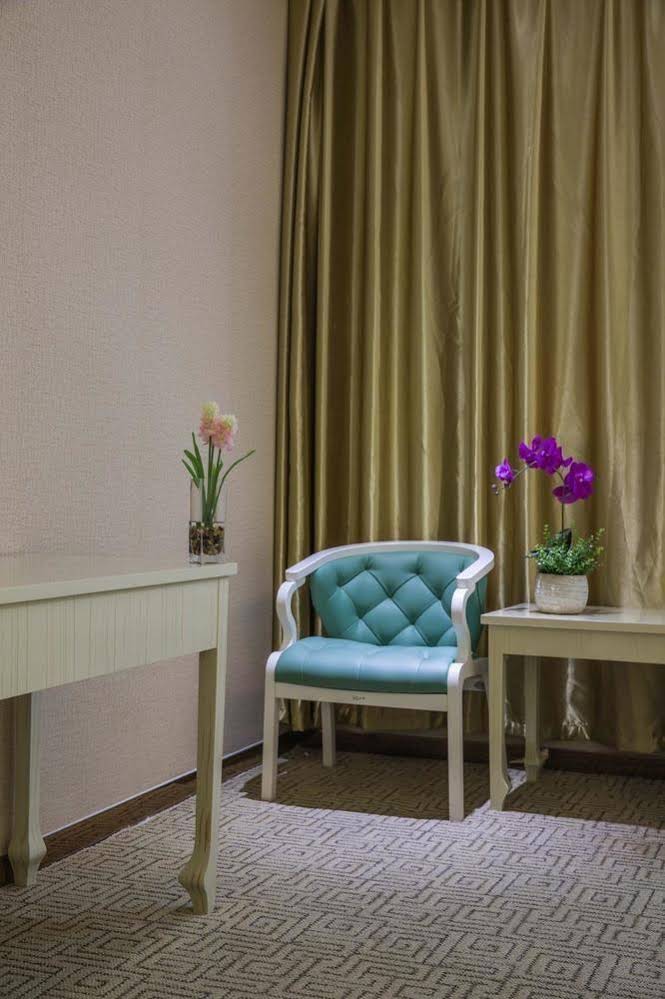 Jinyatai Business Hotel - Jiahe Branch