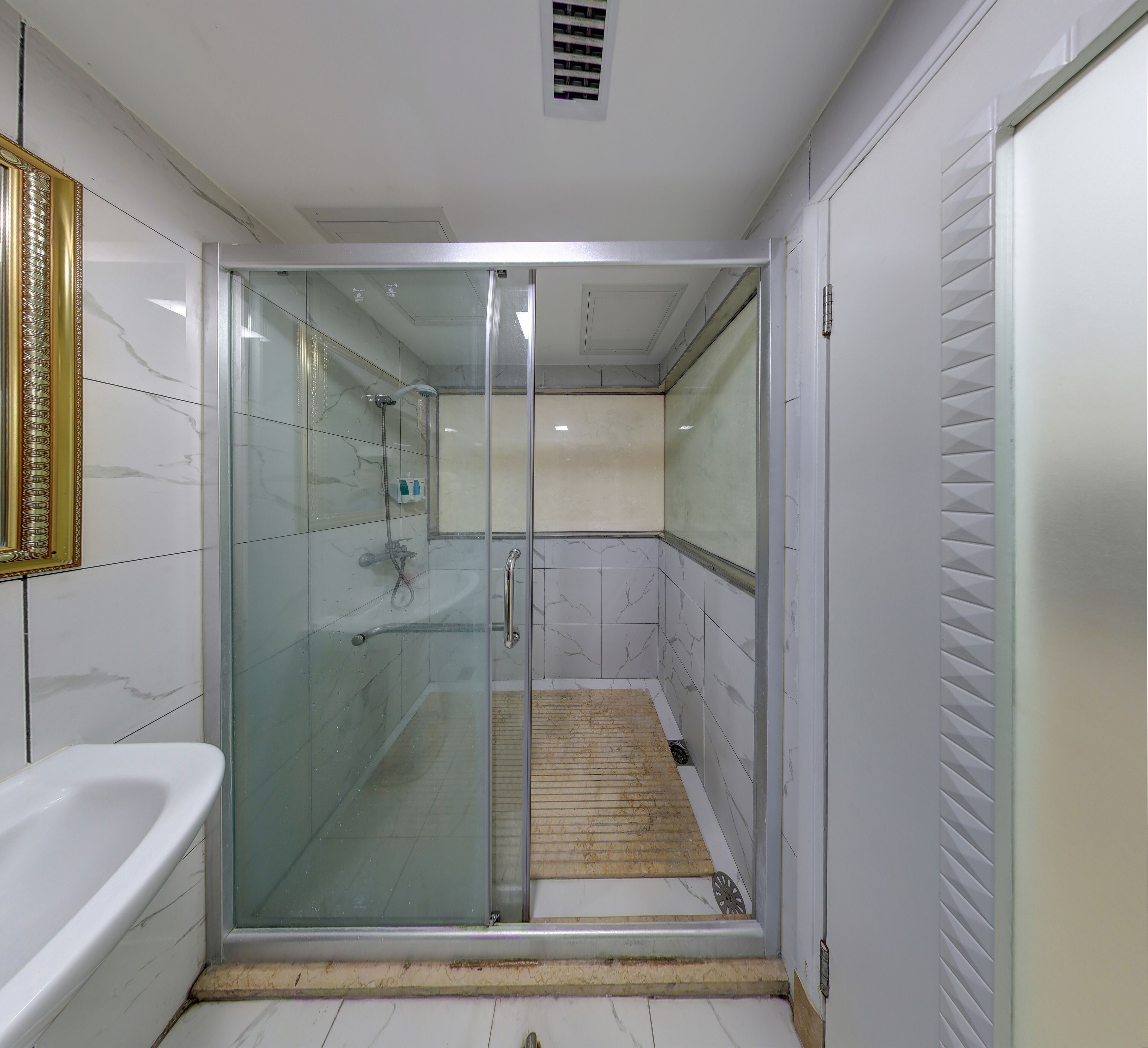 Yo Yo Apartment Zheng Jia Dong Fang Branch