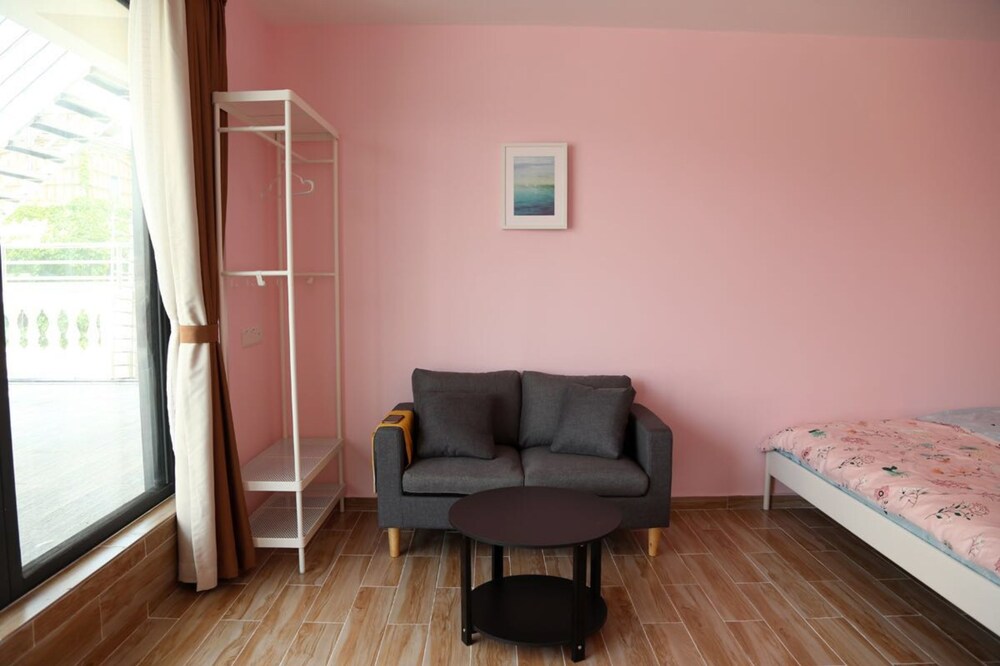 Jiaochangwei Fengchao Guesthouse