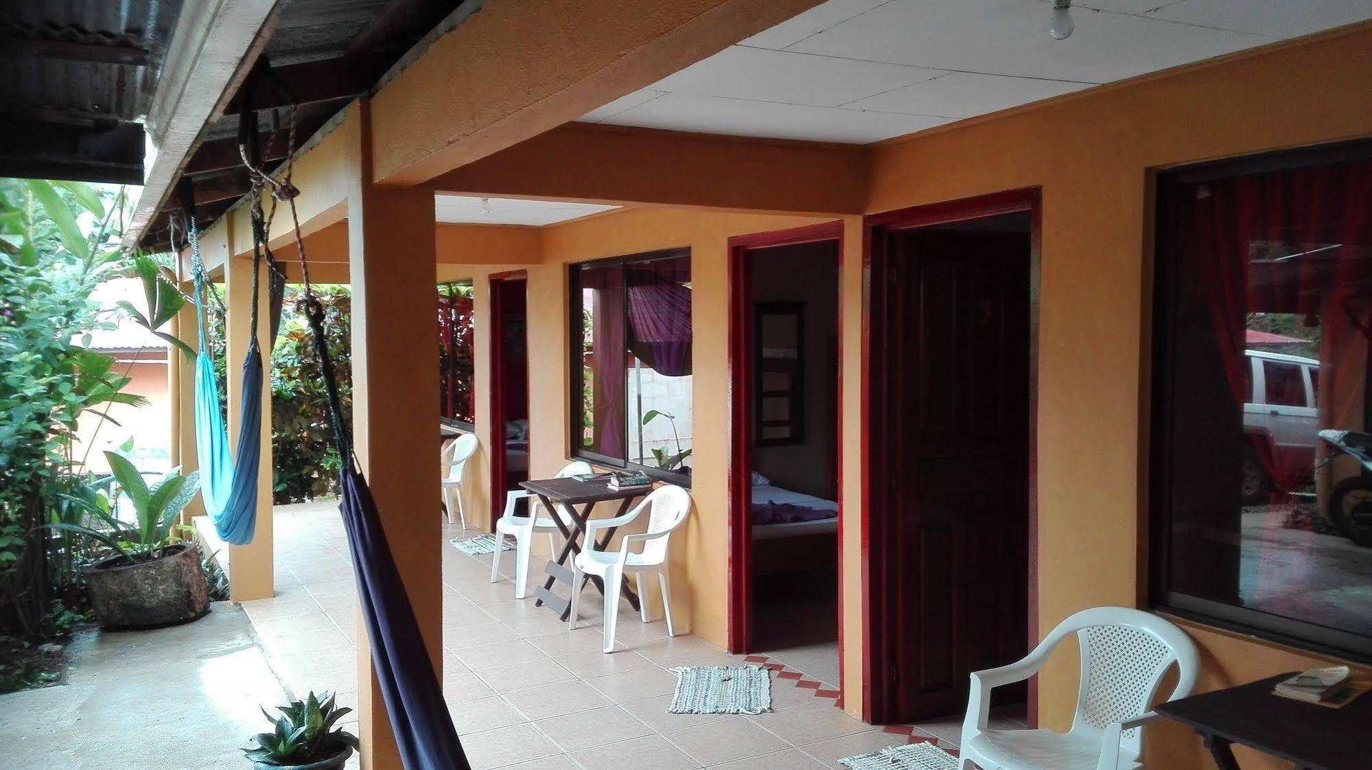 Cabinas Pura Vida