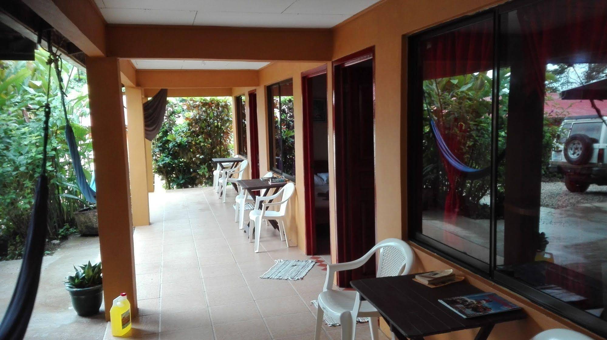 Cabinas Pura Vida