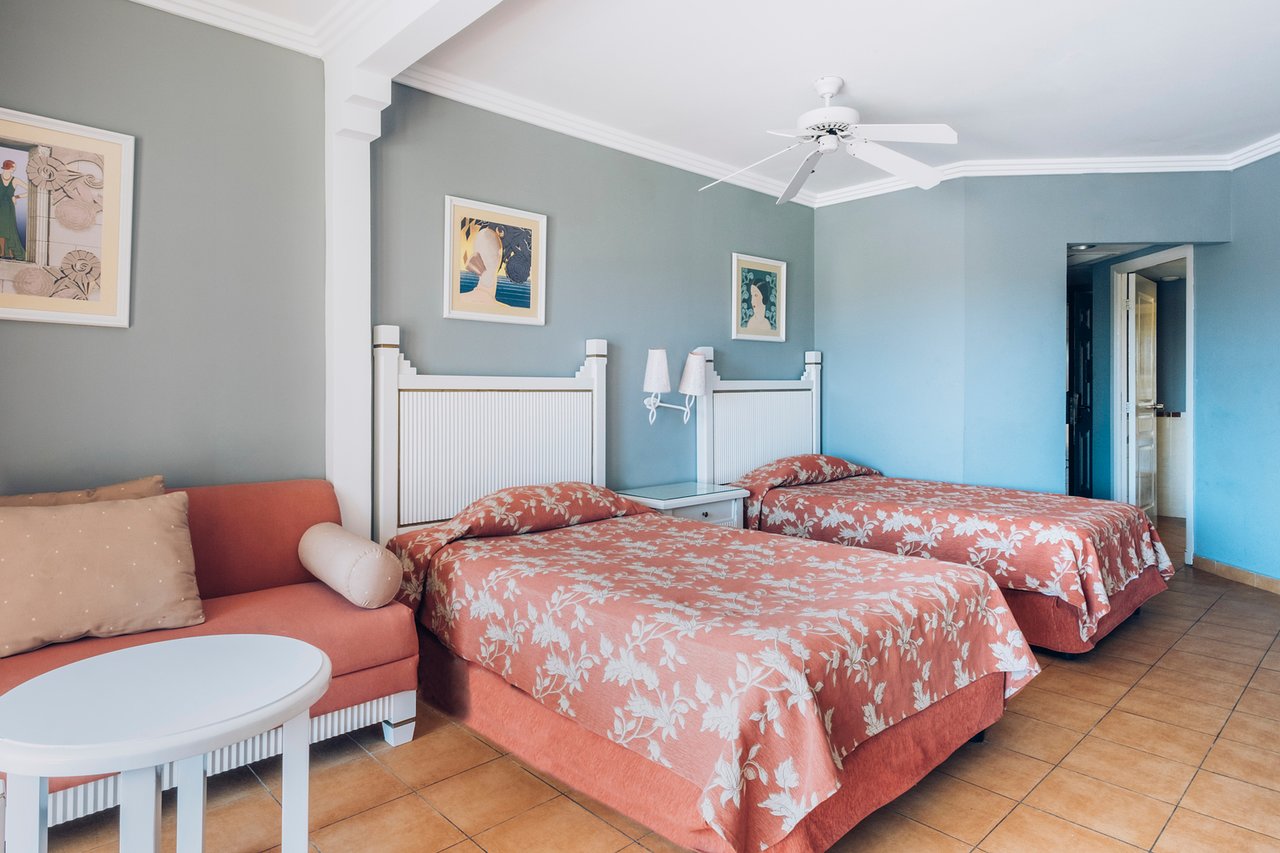 Iberostar Laguna Azul by Jet Tours