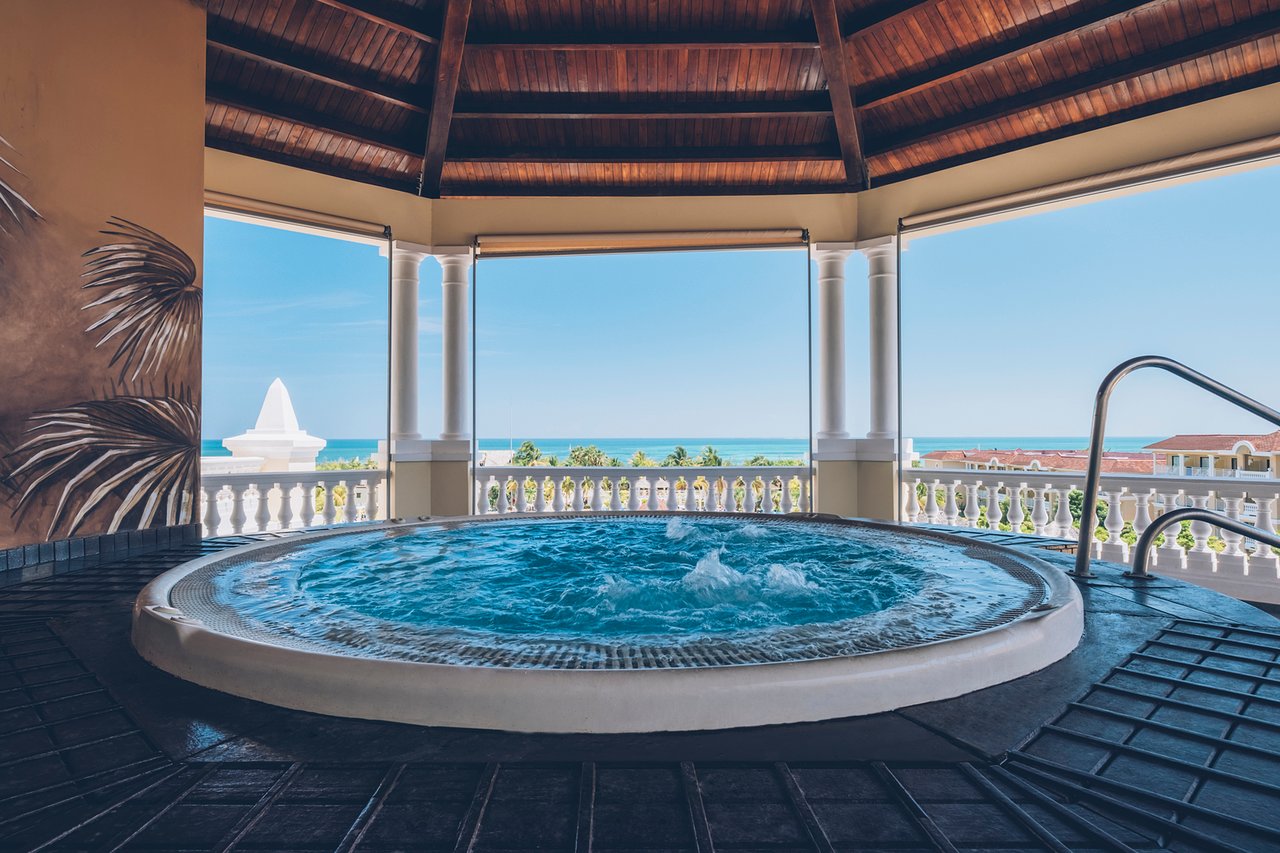 Iberostar Laguna Azul by Jet Tours