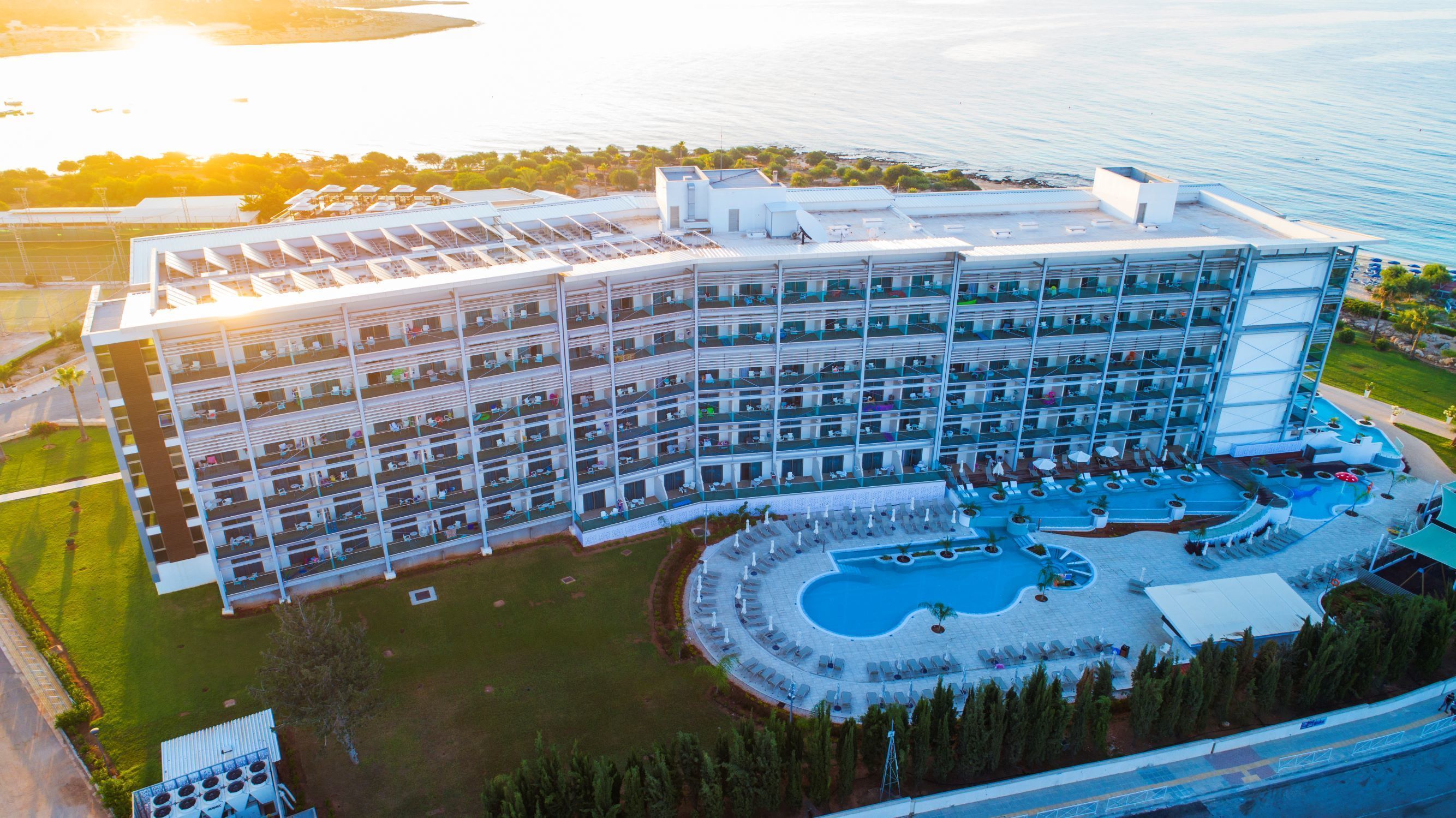 Asterias Beach Hotel