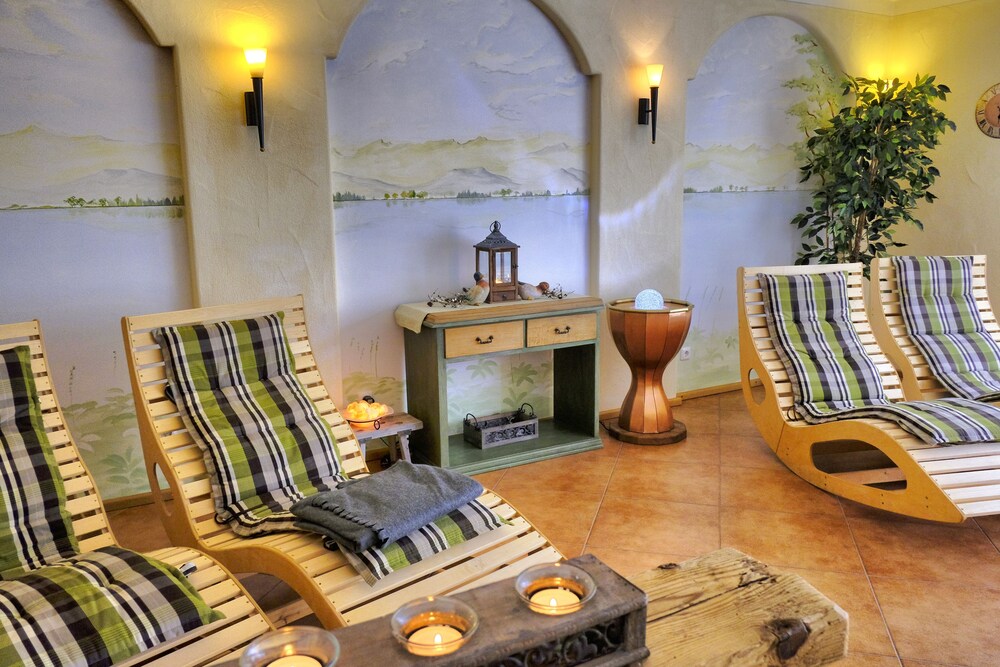 Holzerhof Ferienwohnungen & Wellness