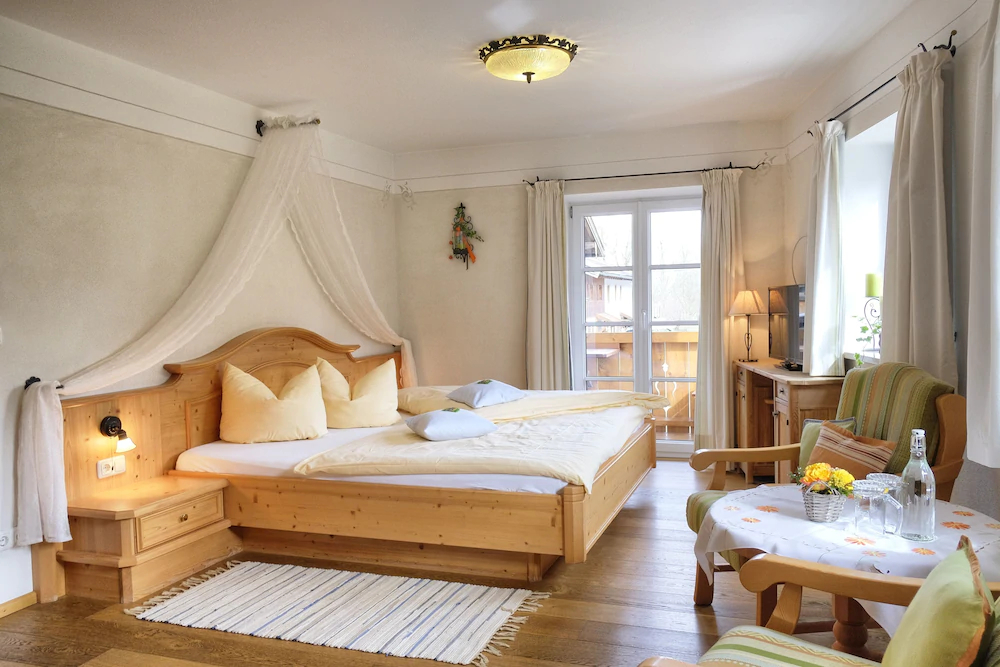 Holzerhof Ferienwohnungen & Wellness