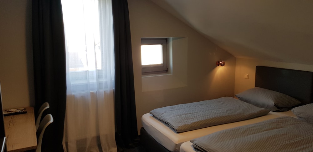 Pension Novitel Pliening