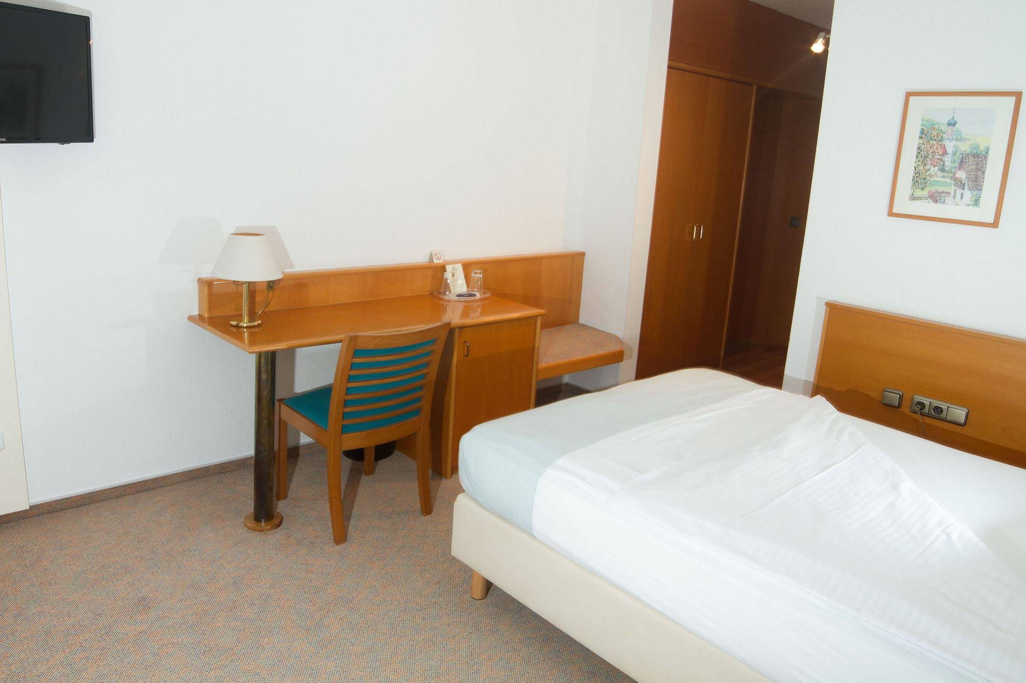 Hotel zum Hirsch
