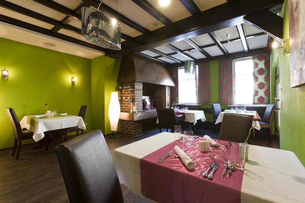 Rhöner Botschaft Leist Style & Heimat Hotel Engel