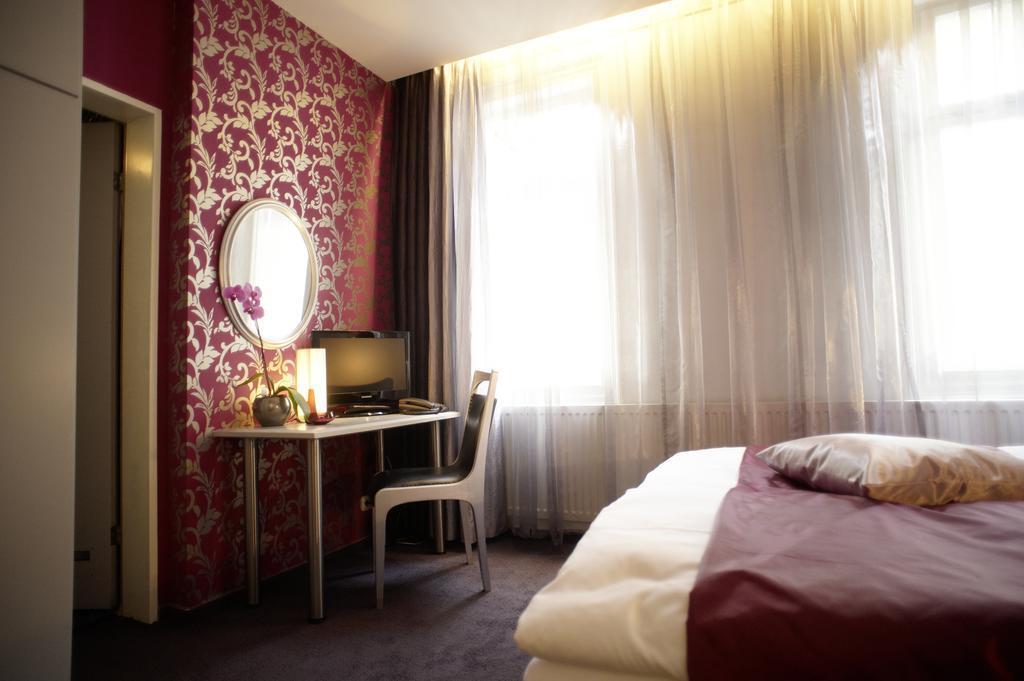 Rhöner Botschaft Leist Style & Heimat Hotel Engel