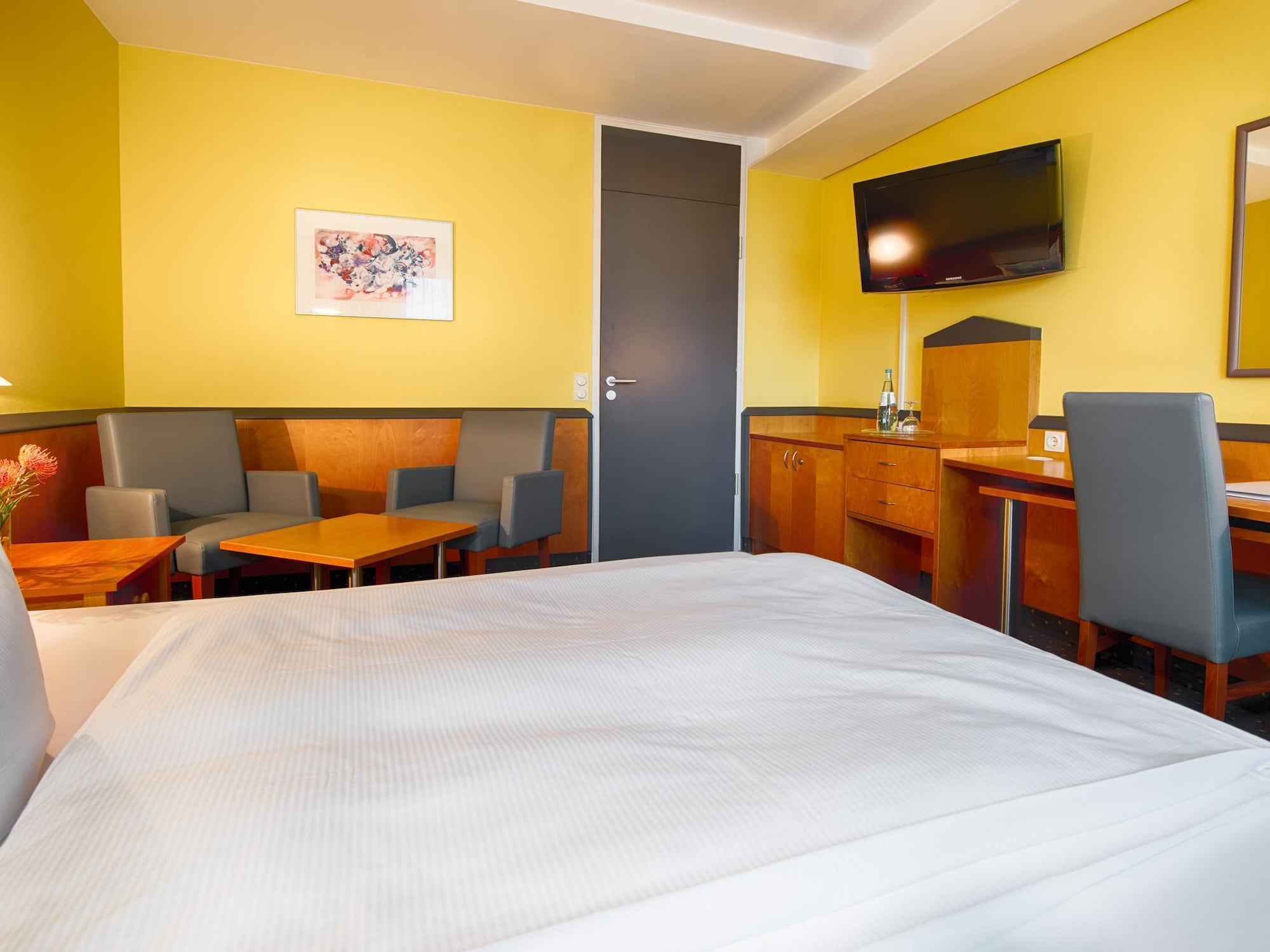 Plaza Hotel & Living Frankfurt