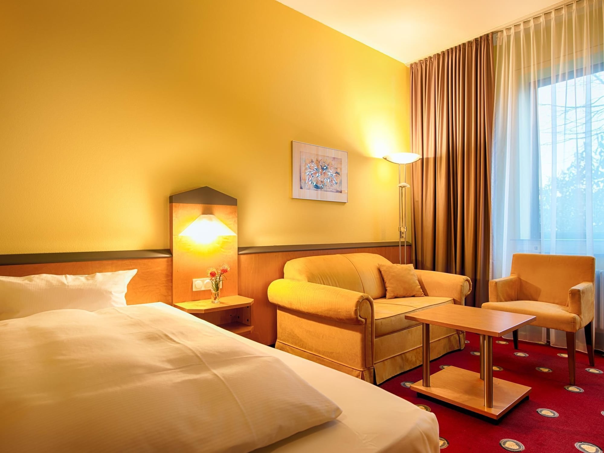 Plaza Hotel & Living Frankfurt