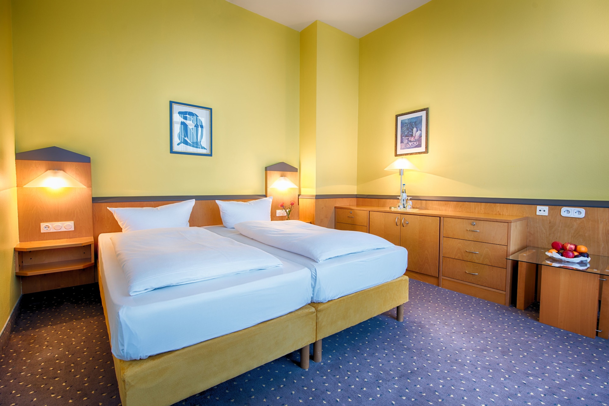 Plaza Hotel & Living Frankfurt