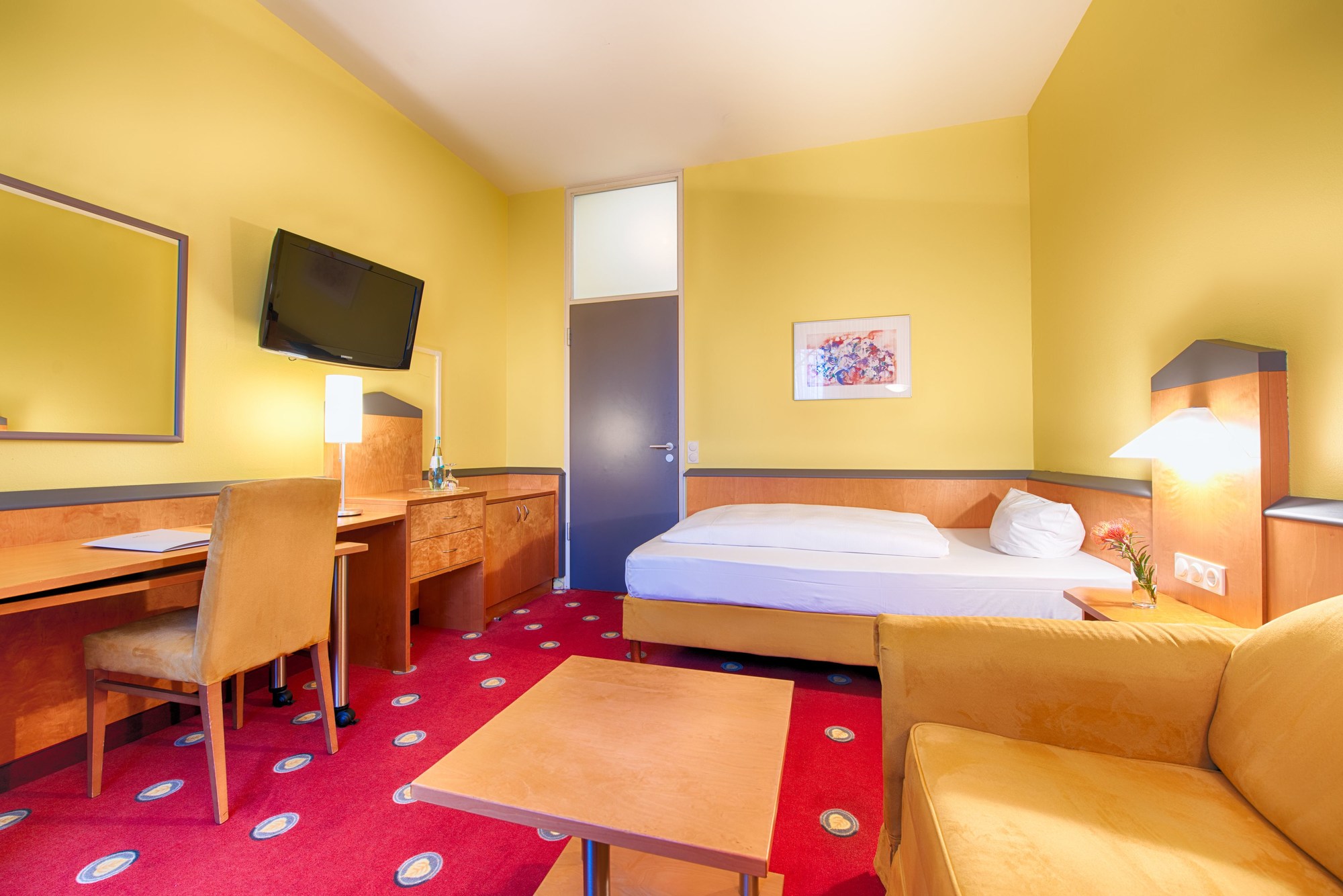 Plaza Hotel & Living Frankfurt