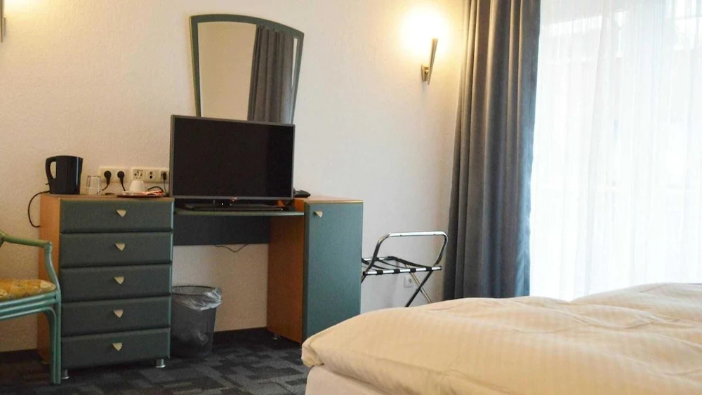 Hotel B8 Voerde